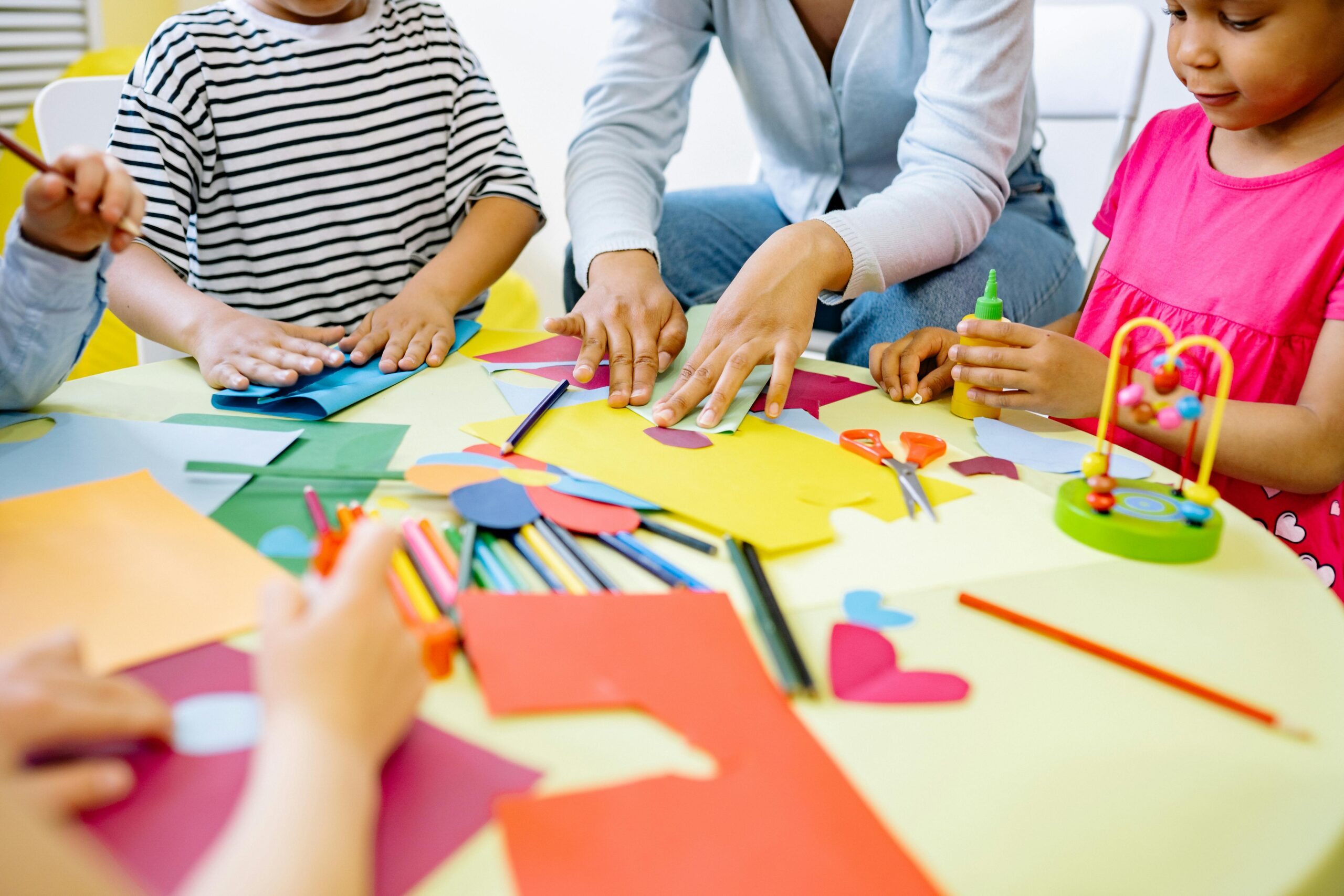 Arts & Crafts for kids online